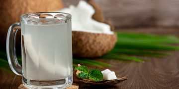 Minuma Sahur Es Kelapa Muda (Freepik)