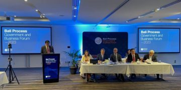 Yasonna saat memberikan sambutan di Bali Process Government dan Bussiness Forum yang mengawali rangkaian kegiatan The 8th Bali Process Ministerial Conference yang diselenggarakan di Adelaide, Australia pada 9 Februari 2023. (Foto: Dok. Istimewa)