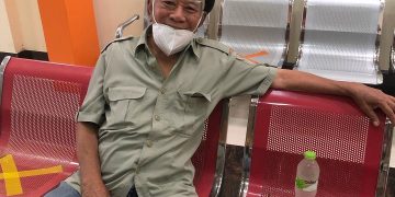 Perjalanan Karier Musisi Legendaris Nomo Koeswoyo