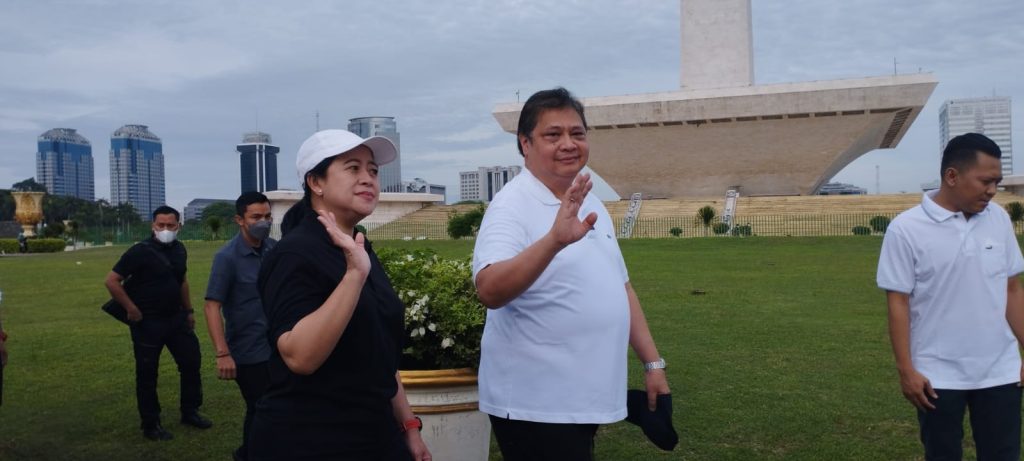 Airlangg-Puan saat jalan sehat di kawasan Monas (SuaraNusantara.com)