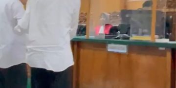 Dua terdakwa dugaan kasus korupsi dana bergulir KPRI Bangkit Kabupaten Lebak yakni Kusnaedi dan Ahmad Fatoni divonis bebas oleh Majelis Hakim Pengadilan Tipikor PN Serang karena tidak terbukti melakukan tindak pidana korupsi. (ist)