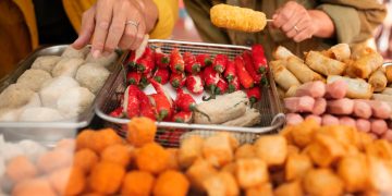 ASN kelurahan Aniaya nenek penjual kue (ilustrasi freepik)