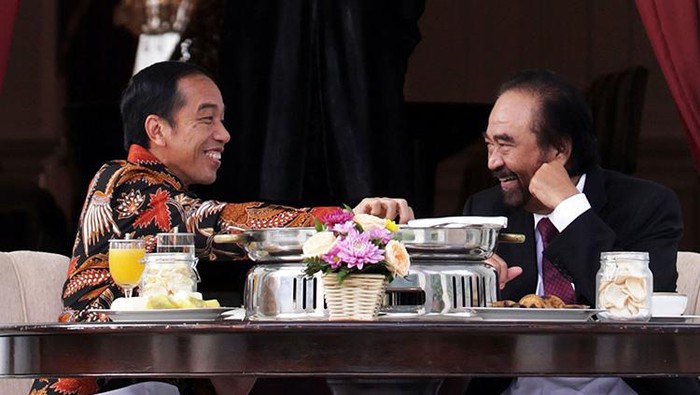 Jokowi dan Surya Paloh (PANCA SYURKANI/nasdem.id)