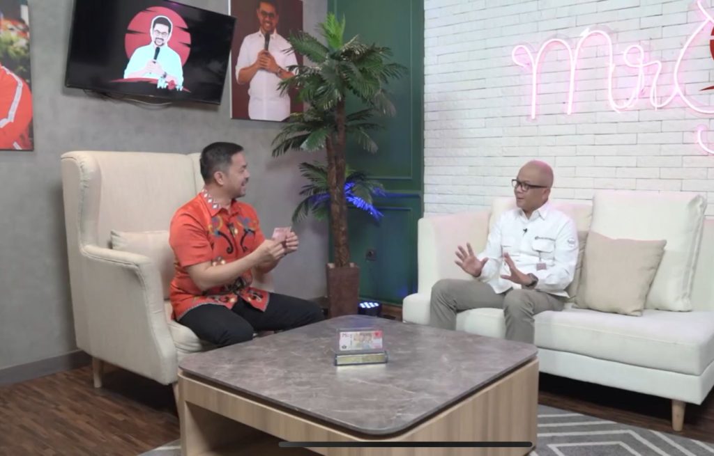 Marinus Gea dan Imaduddin ( youtube MrG Tv )