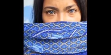 Evi Gadis Bermata Biru Asal Jawa Barat (Instagram/info_uniik)