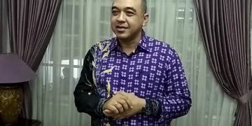 Bupati Ahmed Zaki Iskandar