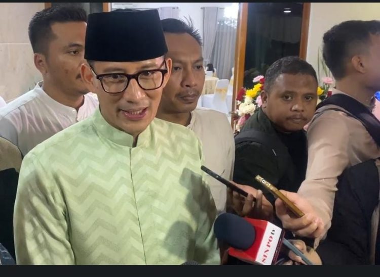 Caption SS Reel IG Sandiaga Uno / Sandiaga baju koko hijau