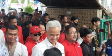 Calon presiden dari PDI Perjuangan, Ganjar Pranowo mengunjungi Museum Multatuli, di Rangkasbitung, Lebak.(Def)