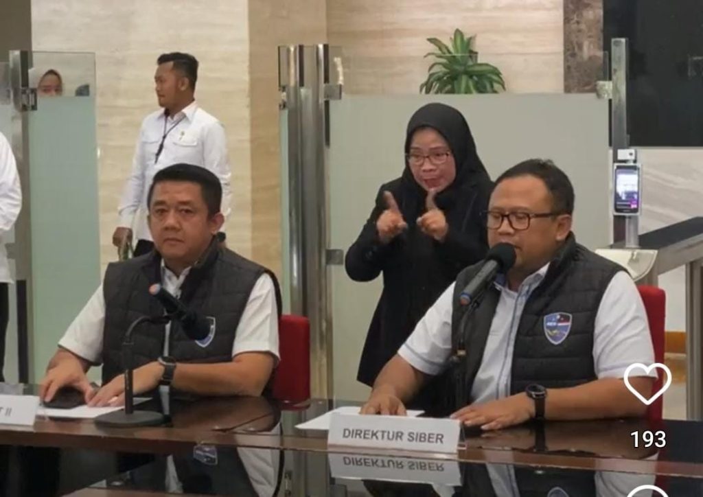 SS IG Divisi Humas Polri Brigjen Adi Vivid / Paparan hasil konferensi pers Andi Pangerang