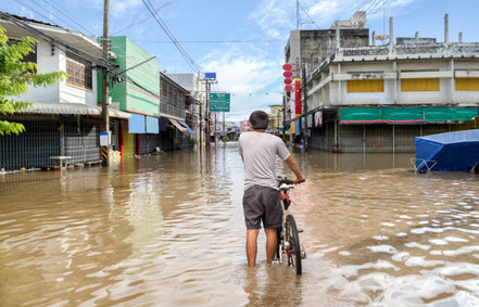 ilustrasi daerah pesisir terkena banjir rob (foto : istockphoto.com)