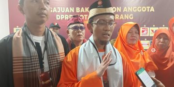 PKS Usai mendaftarkan bacaleg ke KPU (My)