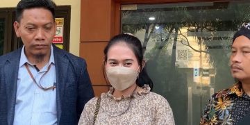 AD Karyawati Cikarang Korban staycation bos usai diperiksa polisi // Istimewa