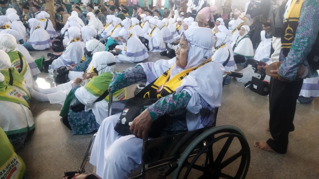 Jemaah Haji yang menggunakan kursi roda, Selasa (23/5/2023).
