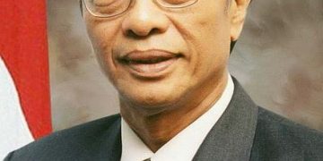 Mantan Mentri Sarwono Kusumaatmadja Meninggal Dunia ( WIKIPEDIA )