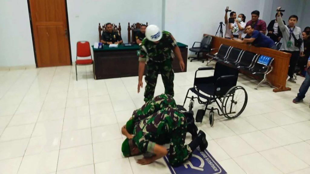 Oknum Anggota TNI sujud syukur divonis seumur hidup (Ist)