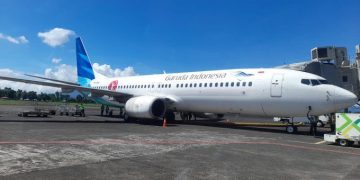 Pesawat Garuda Indonesia Mendarat Darurat di Bandara Sam Ratulangi ( Twitter )
