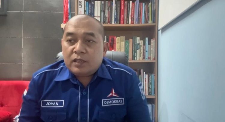 Waksekjen Demokrat Jovan tanggapi kabar pemakaian AHY jadi Cawapres Anies Baswedan/ SS Istimewa