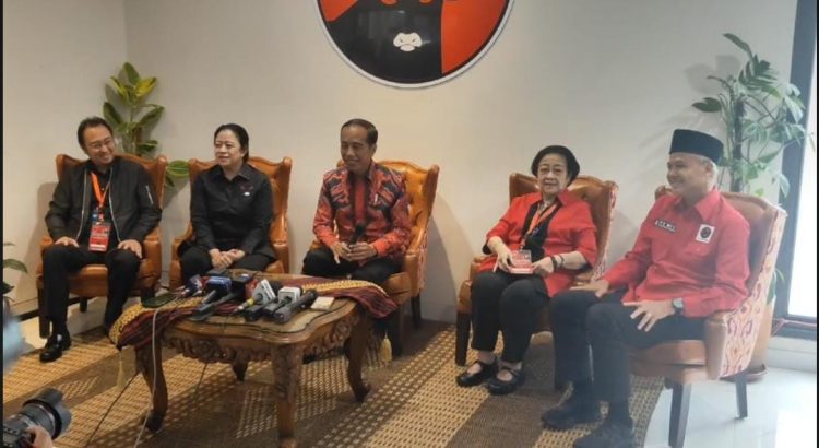 Megawati dan Jokowi Konferensi pers di Rakernas PDIP / Istimewa