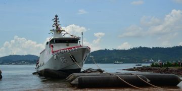 TNI Angkatan Laut (AL) segera diperkuat Kapal Perang Republik Indonesia (KRI) jenis Patroli Cepat 60 Meter produksi dalam negeri Artikel ini telah tayang di Kompas.com dengan judul "TNI AL Segera Diperkuat Kapal Patroli Cepat 60 Meter, Diberi Nama KRI Tuna-876 dan Akan Perkuat Koarmada. (Dok. Dispenal)