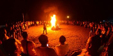 Semalam di Bazihona: Munas HIMNI Dimeriahkan oleh Kegiatan Penyalaan Api Unggun