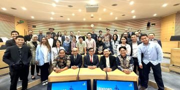 Mahasiswa PPI Oxford Sambut Yasonna Laoly dalam Acara Oxford Memanggil Series 4 (Dok Fb Yasonna H Laoly)