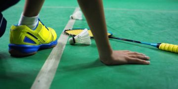 Cara memilih sepatu badminton dengan baik (iStock)