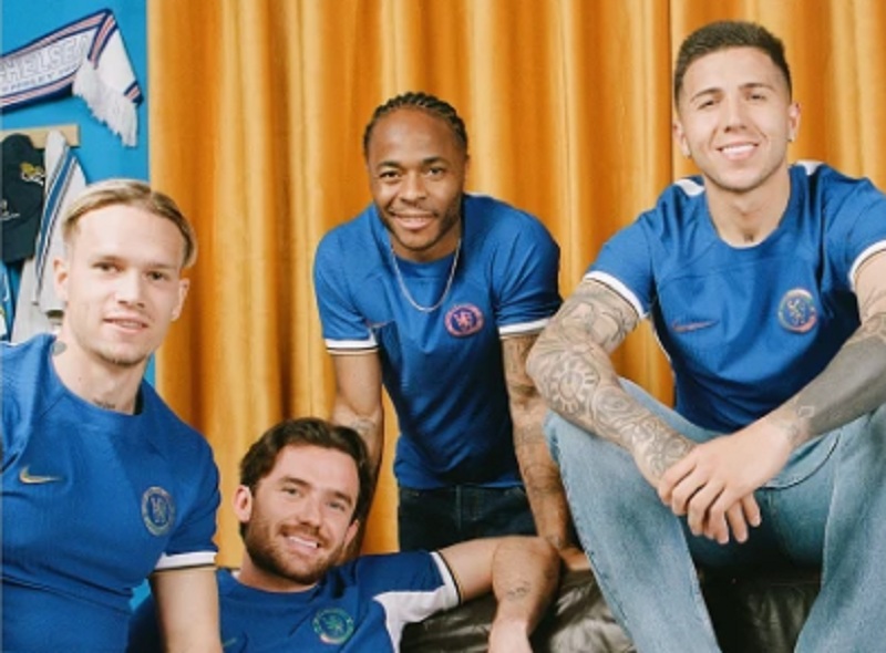 Chelsea Luncurkan Jersey Kandang Terbaru dengan Gaya Klasik dan Sentuhan Modern(ist)