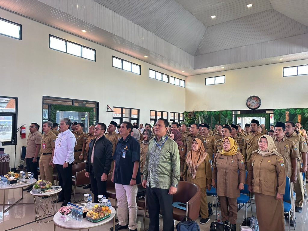 Marinus Gea saat hadiri Workshop bersama dengan Kepada Desa di Kabupaten Tangerang (Suaranusantara/Panius Zagoto)