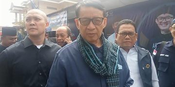 etua DPW NasDem Banten, Wahidin Halim.(Def)