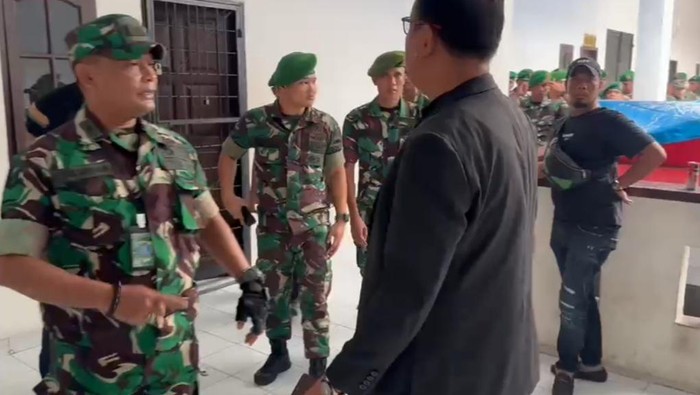 Puluhan anggota TNI datangi Polrestabes Medan (Istimewa)