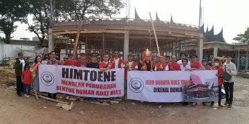 Sembangi TMII, Himtoene Tegas Tolak Bangunan Rumah Adat Nias Diganti