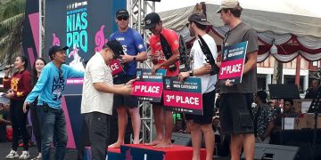 Penyerahan Hadiah Juara Nias Pro 2023 (Dok Suaranusantara)