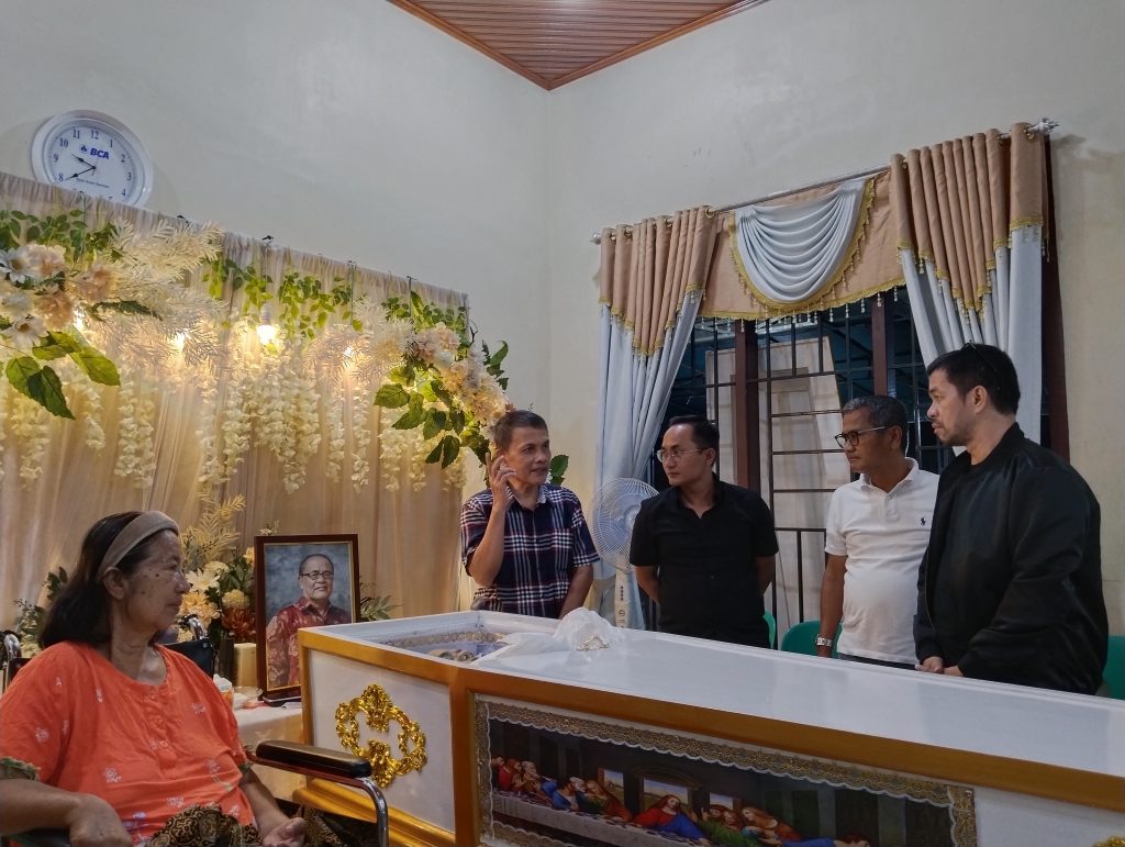 Kunjugan HIMNI di rumah duka (dok Suaranusantara)