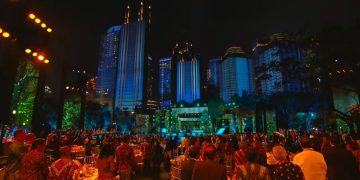 Pemandangan Memukau di Gala Dinner KTT ASEAN Ke-43 di GBK Jakarta (dok Kominfo)