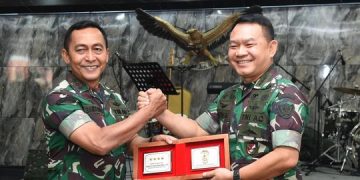 Dudung Abdurachman dan Agus Subiyanto