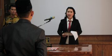 Sorta Delim Tobing Lantik Notaris Pengganti Kabupaten Lampung Selatan