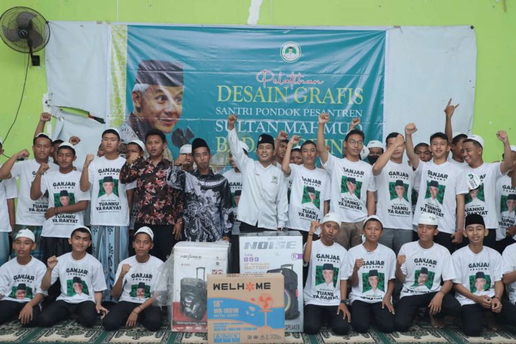 Silaturahmi yang dilakukan Santri Dukung Ganjar ke ponpes yang ada di Palembang. Dok: Sukarelawan Ganjar.