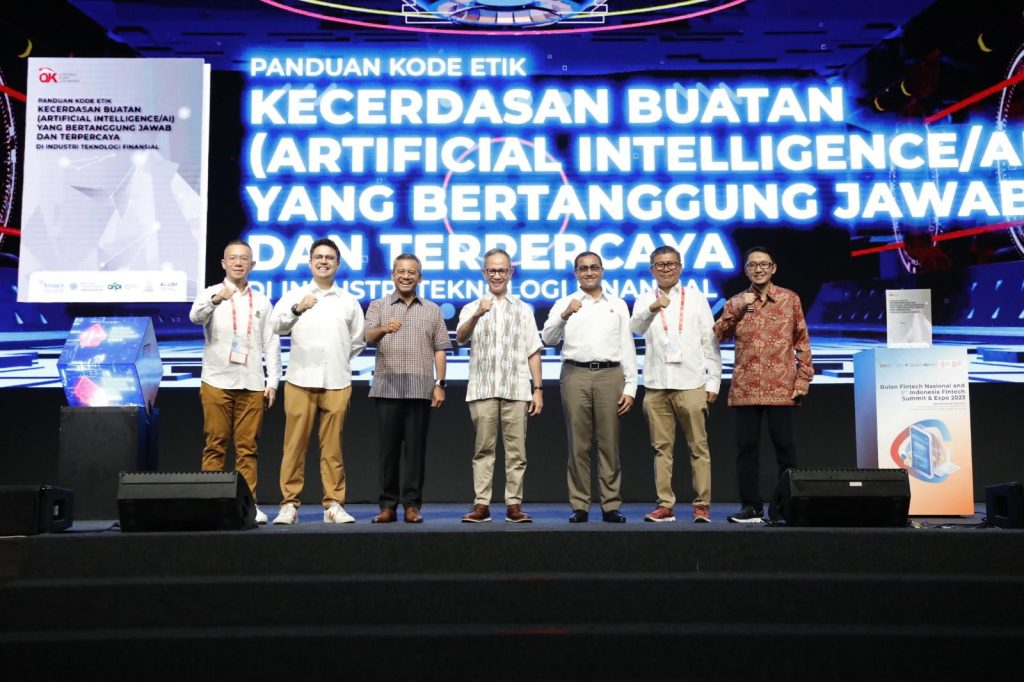 OJK dan Asosiasi Fintech Luncurkan Panduan Kode Etik Kecerdasan Buatan (AI) dalam Fintech, Terobosan untuk Pertumbuhan dan Kepercayaan