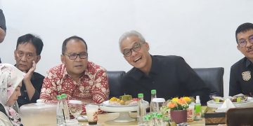 Ganjar Pranowo sembangi posko di Makasar (dok PDIP)