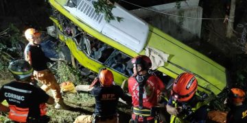 Bus Penumpang Terjun ke Jurang di Antique, Filipina, 16 Orang Tewas