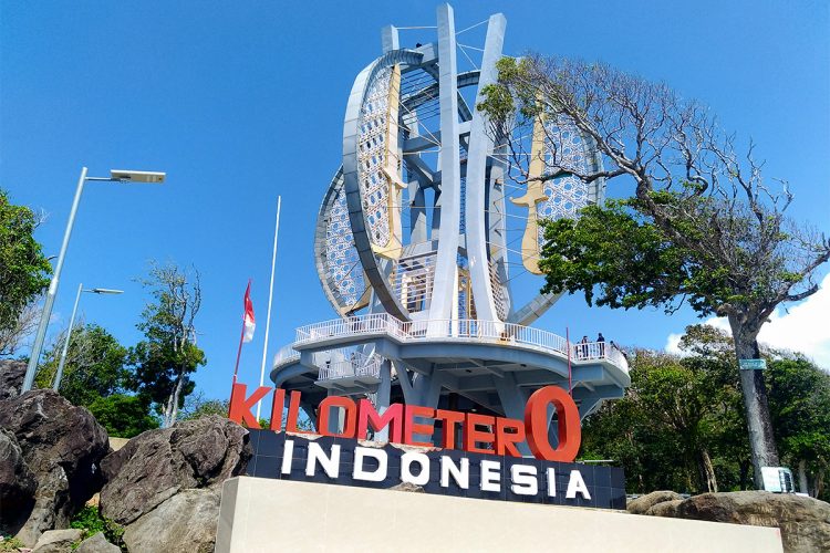 Tugu Titik Nol ( Dok Kementerian Pariwisita)