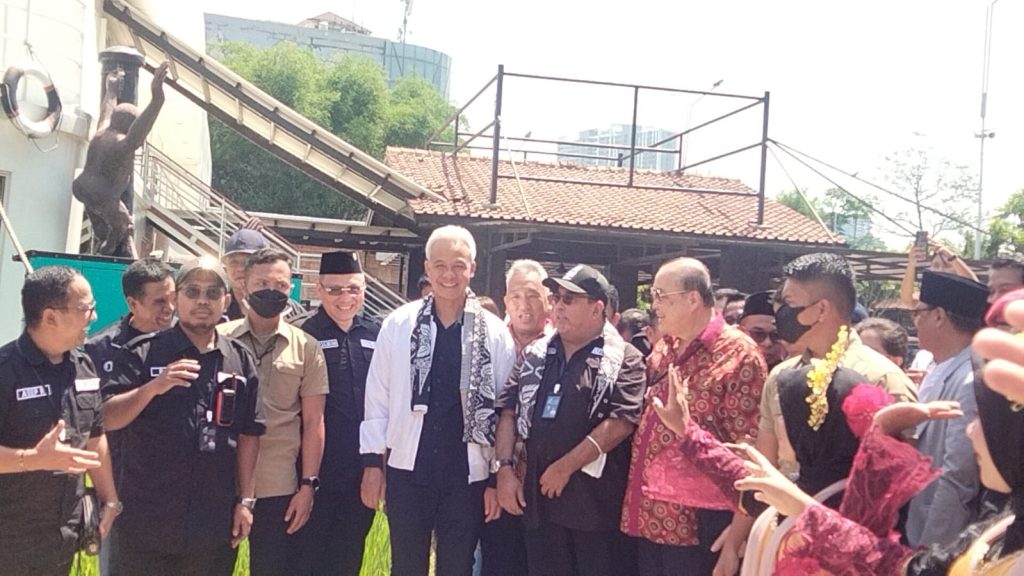 Ganjar Pranowo saat menghadiri pertemuan, TPD, Caleg dan relawan se-Banten, di Istana Nelayan Tangerang, Kamis, (14/12/2023). (Suaranusantara)