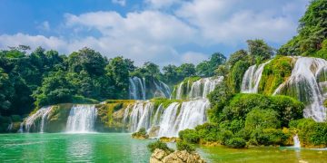 Air Terjun Gitgit (Freepik)