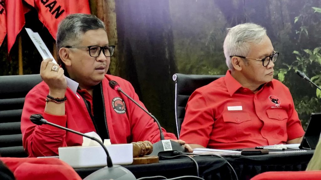 Hasto Kristiyanto dan Aria Biam (Dok PDIP)