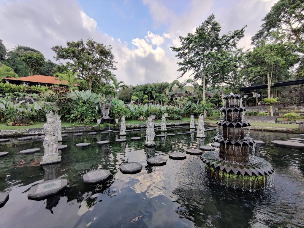 Taman Tirta Gangga, Bali