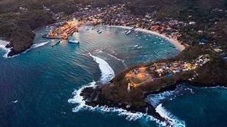 Pantai Padang: Tempat Wisata dengan Pasir Putih dan Pemandangan Memukau