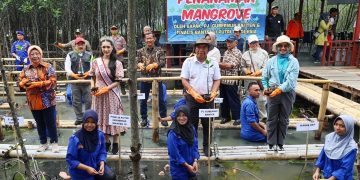 Al Muktabar Berharap Usaha Perikanan di Kawasan Teluk Banten Tumbuh