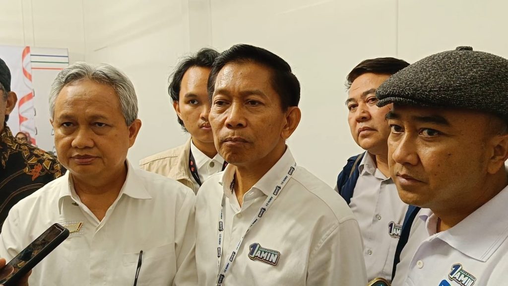 Anggota Dewan Pakar Timnas AMIN, Marsda TNI (Purn) Supomo saat diwawancarai di Markas Timnas AMIN, Menteng, Jakarta Pusat, pada Rabu (7/2/2024). (Ilham/Suaranusantara)