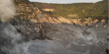 Gunung Tangkuban Parahu Kembali Alami Peningkatan Gempa