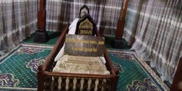 Makam Sunan Giri, Wali Songo